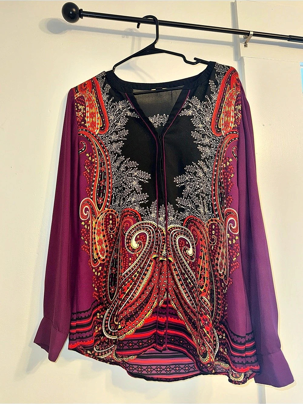 DANA BUCHMAN Paisley Blouse in Purple & Black Size 12 Like New